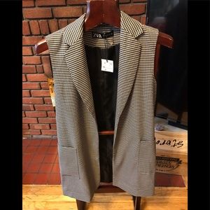 Brand new Zara west size xS